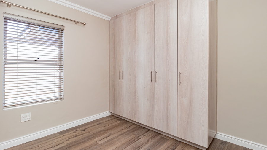 2 Bedroom Property for Sale in Burgundy Estate Western Cape